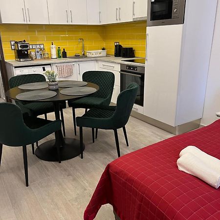 Center Apartman In The Famous Hajos Street Budapeşte Dış mekan fotoğraf